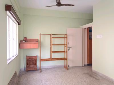 Bedroom Image of 1390 Sq.ft 4 BHK Apartment / Flat for rent in Santoshpur Kolkata for Rs. 30000