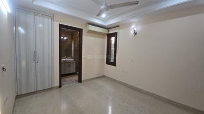 Bedroom Image of 1800 Sq.ft 3 BHK Builder Floor for rent in Safdarjung Enclave New Delhi for Rs. 160000