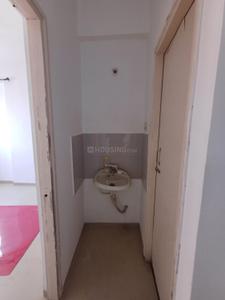 Bathroom Image of 606 Sq.ft 1 BHK Apartment / Flat for rent in Scheme No 140 Indore for Rs. 11000