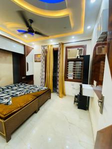 Bedroom Image of 2250 Sq.ft 3 BHK Apartment / Flat for rent in Uttam Nagar New Delhi for Rs. 25000