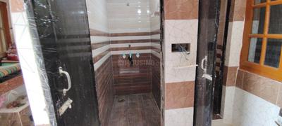 Bathroom Image of 500 Sq.ft 1.5 BHK Independent House for rent in Arjunganj Lucknow for Rs. 8000