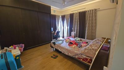 Bedroom Image of 2102 Sq.ft 4 BHK Apartment / Flat for sale in Amanora Adreno Towers, Hadapsar Pune for Rs. 29500000