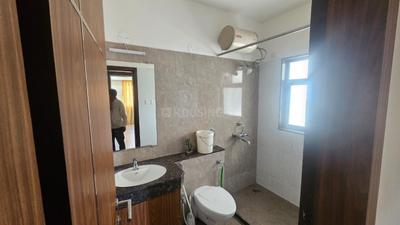 Bathroom Image of 1150 Sq.ft 2 BHK Apartment / Flat for rent in Gangapur Nashik for Rs. 24000
