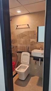 Bathroom Image of 826 Sq.ft 2 BHK Apartment / Flat for rent in Sai Pleasure, Wakad Pune for Rs. 32000