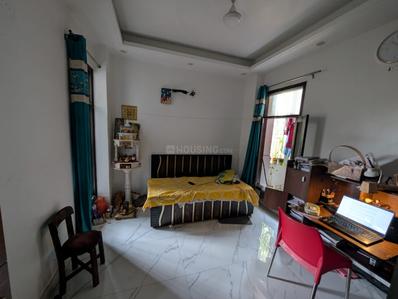 Bedroom Image of 810 Sq.ft 2 BHK Apartment / Flat for sale in Chandan Hola New Delhi for Rs. 4800000