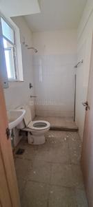 Bathroom Image of 1845 Sq.ft 3 BHK Apartment / Flat for rent in DLF Express Greens, Manesar Gurgaon for Rs. 29000