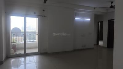 Living Room Image of 1995 Sq.ft 3.5 BHK Apartment / Flat for sale in Gulshan Ikebana, Sector 143 Noida for Rs. 32000000