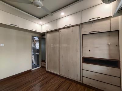 Bedroom Image of 670 Sq.ft 2 BHK Apartment / Flat for rent in Vile Parle East Mumbai for Rs. 85000