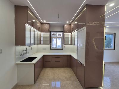 Kitchen Image of 1500 Sq.ft 3 BHK Builder Floor for sale in Tagore Garden Extension New Delhi for Rs. 34000000