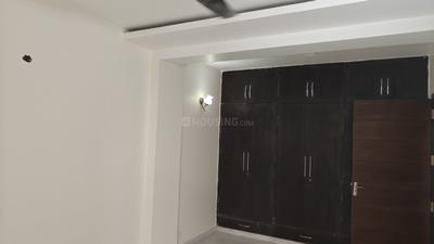 Bedroom Image of 1800 Sq.ft 3 BHK Builder Floor for rent in Gujranwala Town New Delhi for Rs. 55000