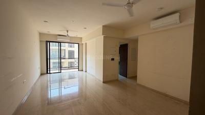 Hall Image of 1128 Sq.ft 2 BHK Apartment / Flat for sale in Lodha Sterling, Thane West Thane for Rs. 19200000