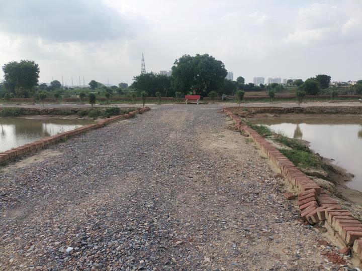 noida extension Main Image 1