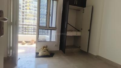 Bedroom Image of 1168 Sq.ft 3 BHK Apartment / Flat for rent in Supertech Livingston, Crossings Republik Ghaziabad for Rs. 20000