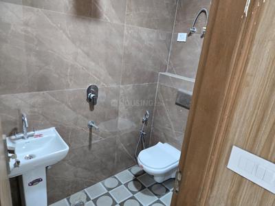 Image of 2100 Sq.ft 4 BHK Apartment / Flat for sale in Sector 44, Noida for Rs. 7800000