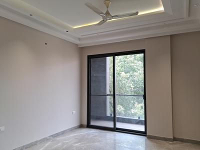Bedroom Image of 2700 Sq.ft 4 BHK Builder Floor for sale in Paschim Vihar New Delhi for Rs. 55000000