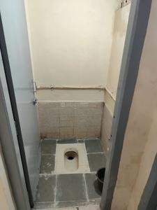 Bathroom Image of 500 Sq.ft 1 BHK Apartment / Flat for rent in Ghanshyam Nagar Rajkot for Rs. 8500