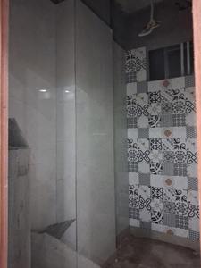 Common Bathroom Image of 1450 Sq.ft 3 BHK Apartment / Flat for sale in Sector 73 Noida for Rs. 6200000