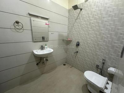Bathroom Image of 2000 Sq.ft 5 BHK Independent House for rent in TDI Villas, Sector 117 Mohali for Rs. 80000