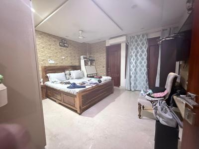 Bedroom Image of 2250 Sq.ft 4 BHK Builder Floor for sale in Vikaspuri New Delhi for Rs. 42500000