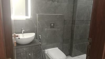 Image of 900 Sq.ft 2 BHK Builder Floor for rent in Janakpuri, New Delhi for Rs. 39500