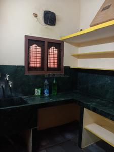 Kitchen Image of 900 Sq.ft 2 BHK Independent House for rent in Lal Darwaza Hyderabad for Rs. 13500