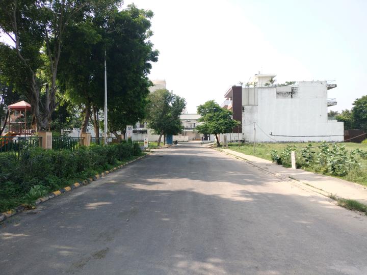 Block R Main Image 1