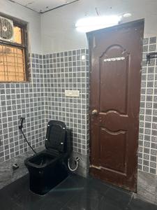 Bathroom Image of 1435 Sq.ft 3 BHK Apartment / Flat for sale in GMS Road Dehradun for Rs. 10000000