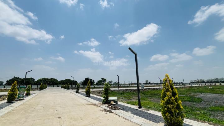 Maa Ginni Vihar Extension Main Image 1