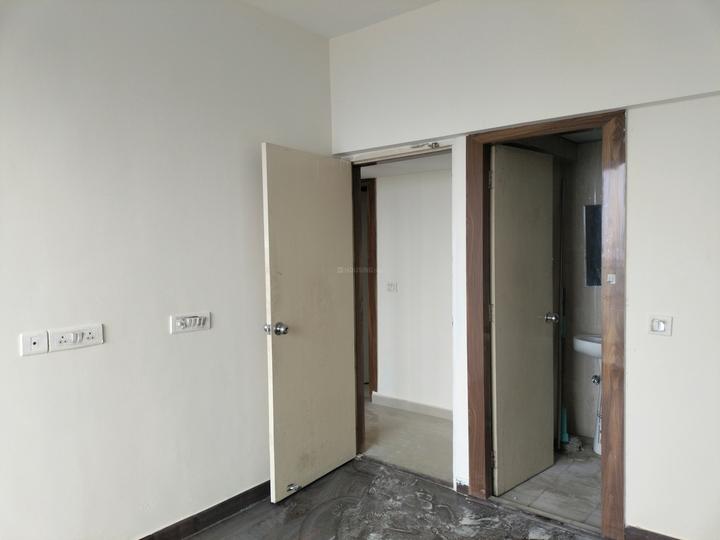 Mahagun Mantra II Main Image 1