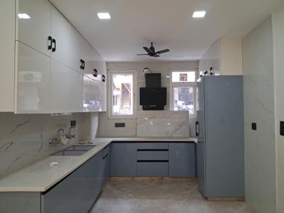 Kitchen Image of 1358 Sq.ft 3 BHK Builder Floor for sale in Paschim Vihar New Delhi for Rs. 26500000