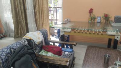 Living Room Image of 1091 Sq.ft 2 BHK Apartment / Flat for sale in Paramount Symphony, Crossings Republik Ghaziabad for Rs. 7600000