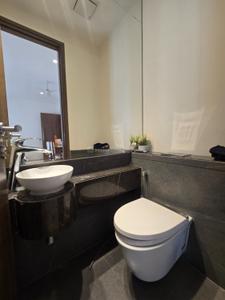 Bathroom Image of 1700 Sq.ft 3 BHK Apartment / Flat for sale in Ekta Verve, Santacruz West Mumbai for Rs. 87500000
