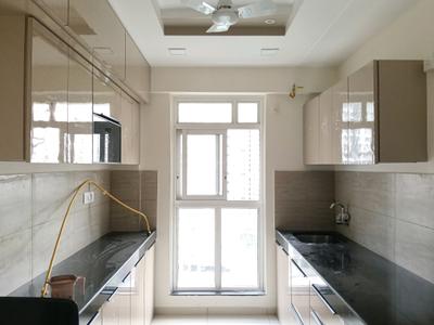 Kitchen Image of 1100 Sq.ft 3 BHK Apartment / Flat for rent in Godrej Emerald, Kasarvadavali Thane for Rs. 38000