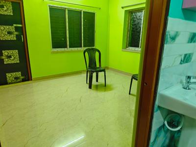 Bedroom Image of 850 Sq.ft 2 BHK Apartment / Flat for rent in Airport Gate no. 1 Kolkata for Rs. 15500