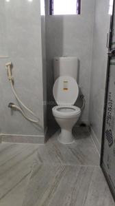 Bathroom Image of 420 Sq.ft 1 RK Villa for rent in Keshtopur Kolkata for Rs. 7000