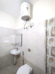 Bathroom Image of 1600 Sq.ft 3 BHK Apartment / Flat for rent in Horamavu Bengaluru for Rs. 45000