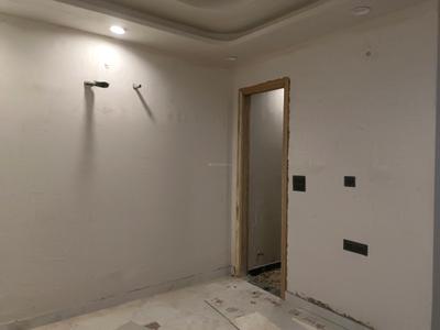 Bedroom Image of 1150 Sq.ft 4 BHK Apartment / Flat for sale in Sector 38 Rohini New Delhi for Rs. 11500000