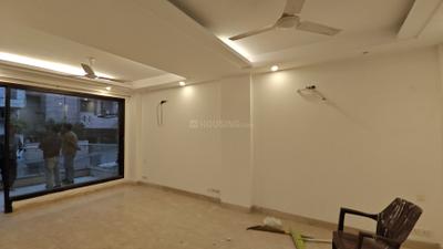 Living Room Image of 1800 Sq.ft 3 BHK Builder Floor for rent in South Extension II New Delhi for Rs. 100000