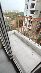 Balcony Image of 1045 Sq.ft 2 BHK Apartment / Flat for rent in Proview Technocity, Chi V Greater Noida for Rs. 26000