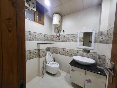 Image of 2250 Sq.ft 3 BHK Builder Floor for rent in Sector 46, Gurgaon for Rs. 70000
