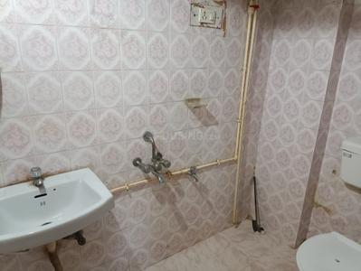 Bathroom Image of 1150 Sq.ft 2 BHK Apartment / Flat for sale in Beema Valley, Banjara Hills Hyderabad for Rs. 7495000
