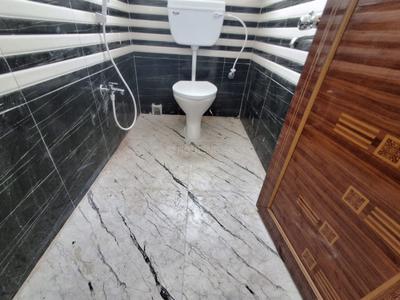 Bathroom Image of 760 Sq.ft 2 BHK Apartment / Flat for sale in Keshtopur Kolkata for Rs. 2880000