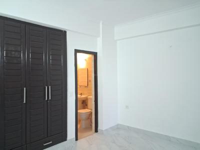 Bedroom Image of 1075 Sq.ft 2.5 BHK Apartment / Flat for sale in Amrapali Zodiac, Sector 120 Noida for Rs. 9300000