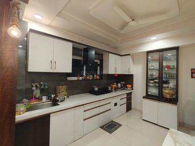 Kitchen Image of 1650 Sq.ft 3 BHK Apartment / Flat for rent in New Sneh Nagar Nagpur for Rs. 50000