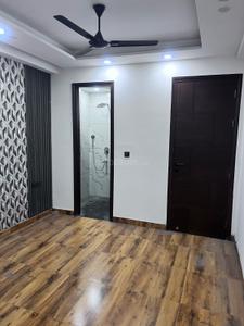 Bedroom Image of 1400 Sq.ft 3 BHK Builder Floor for rent in Ramesh Nagar New Delhi for Rs. 50000