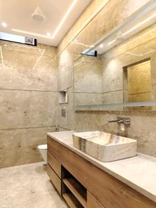 Bedroom Two Image of 5900 Sq.ft 5 BHK Apartment / Flat for sale in DLF The Aralias, Sector 42 Gurgaon for Rs. 400000000