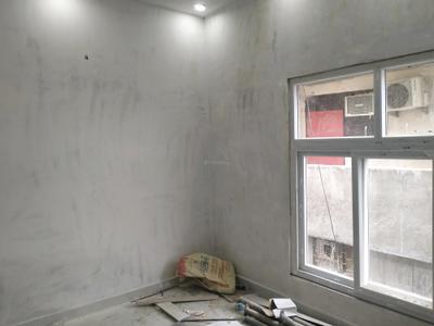 Bedroom Image of 650 Sq.ft 2 BHK Builder Floor for sale in Mayur Vihar Phase 1 New Delhi for Rs. 6000000