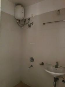 Common Bathroom Image of 774 Sq.ft 1.5 BHK Apartment / Flat for sale in Lodha Casa Rio, Palava Phase 1 Thane for Rs. 4000000