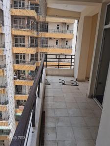 Balcony Image of 1600 Sq.ft 3 BHK Apartment / Flat for sale in Proview Laboni, Crossings Republik Ghaziabad for Rs. 9800000
