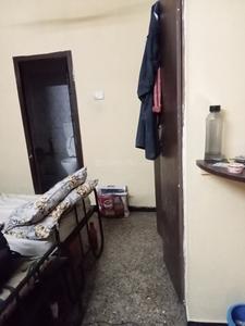 Bedroom Image of MEENAKSHI MEN'S PG HOME STAY in Arumbakkam, Chennai